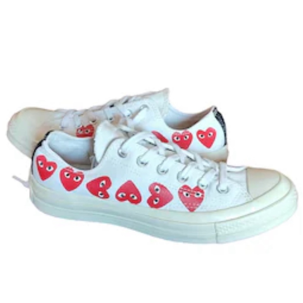 Comme des Garcons PLAY White Sneakers with Red Hearts